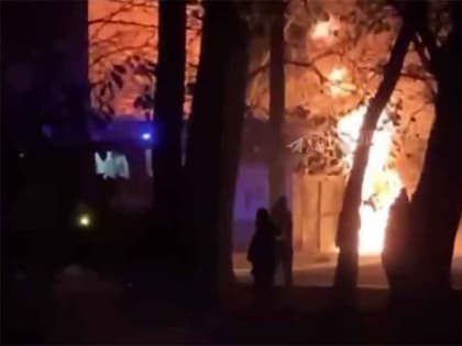 В Одессе не выдержав нагрузки загорелся трансформатор