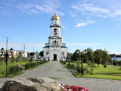 Московские художники отреставрируют живопись собора