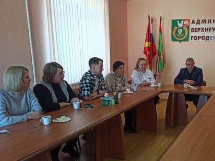 Верхнеуфалейские партийцы поздравили волонтеров «Молодой Гвардии»
