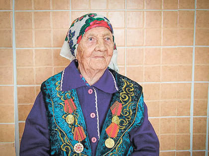 Родилась ещё до революции