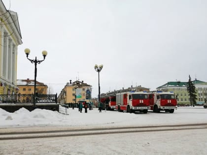 В ДК "Маяк" - плановые занятия пожарных