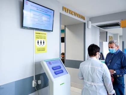 В медицинских учреждениях УрФО рекомендуют ввести масочный режим