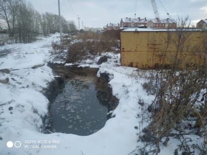 Разлив фекалий под Копейском: ситуация с неприятным запахом повторяется четвёртый год подряд