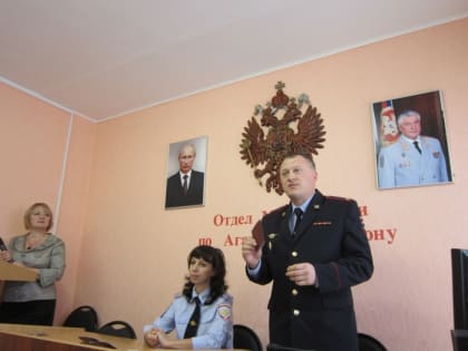Полицейский – почтальон – глава! В Агаповке выбрали нового руководителя муниципалитета
