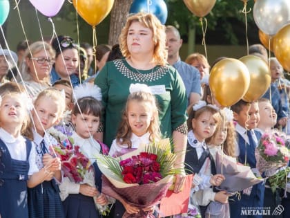 Утренник с букетами