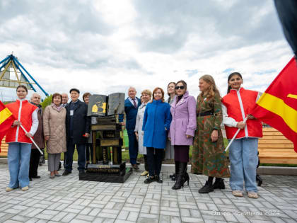 В Златоусте чествуют выдающегося русского поэта и драматурга, Почетного гражданина Златоуста Константина Васильевича Скворцова