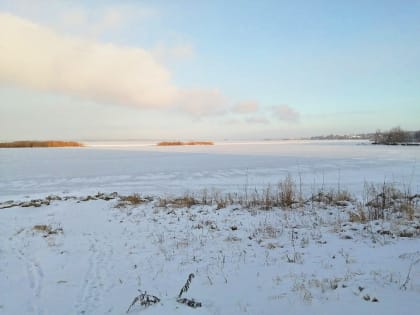 Иртяш покрылся льдом