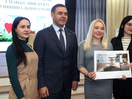 Спикер Заксобрания Челябинской области Александр Лазарев заявил о досрочном сложении полномочий