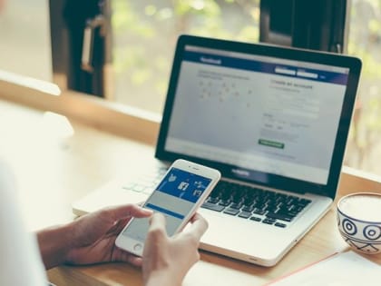 Роскомнадзор сообщил о блокировке Facebook в России