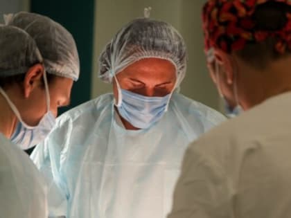 «ПУХОВ. ПУТЬ ПИГМАЛИОНА!» – фильм, который обещает раскрыть нам до сих пор невиданные стороны жизни и работы знаменитого пластического хирурга Александра Пухова.