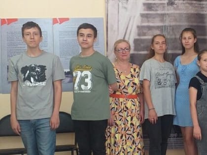 РОМАНОВЫ