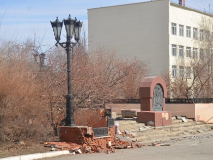 В Троицке отремонтируют сквер основателю города