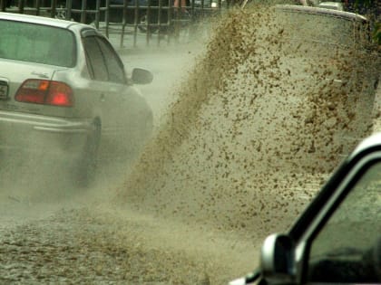 В деревне Горное, дорогу к которой залило водой, нет угрозы подтопления домов