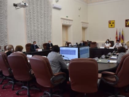 Продолжаем уборку: глава города дал ряд поручений на аппаратном совещании