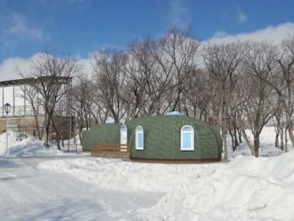 Четыре купола, соединённые между собой. В Экопарке идёт строительство необычной лыжной базы