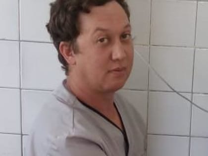 «Бывают и не совсем обычные пациенты…»: хирург-стоматолог саткинской больницы Ралит Золов рассказал о своей работе