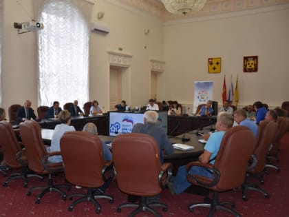 В Троицке обсудили реализацию регионального партийного проекта «Дом садовода – опора семьи»