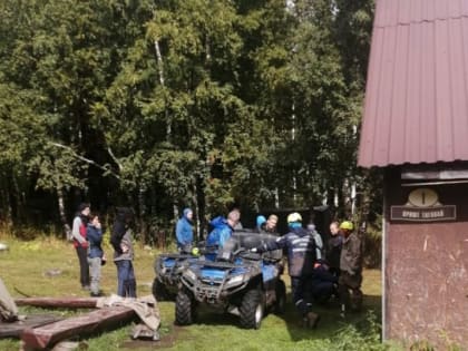 Судороги, слабость и тошнота. В Челябинской области спасатели эвакуировали туристку