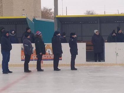 В Брединском районе состоялся турнир по хоккею, посвященный памяти участкового уполномоченного милиции Ивана Курочкина