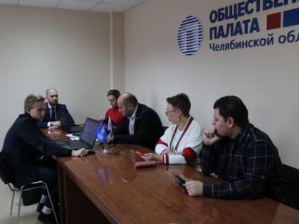Почти полтысячи наблюдателей приступили к наблюдению за выборами