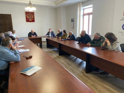 Глава города Андрей Пульников провел рабочую встречу с Общественной палатой