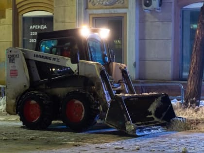 В Челябинске проверят кучи снега под дорожной развязкой