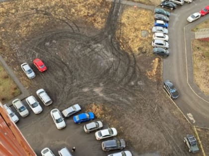 Магнитогорцы пожаловались в мэрию на проблемы с парковкой