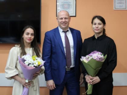 Министр спорта Челябинской области Александр Гриб поздравил южноуральских дзюдоисток и их наставников