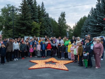 Южноуральцы зажгли свечи в память об участниках Великой Отечественной войны
