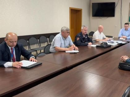 Межведомственная комиссия Калининского района  провела плановую проверку мест массового пребывания людей