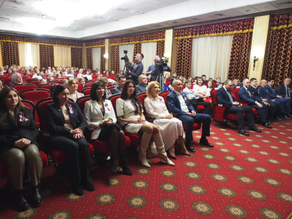 В Челябинске наградили победителей открытого конкурса сочинений «Россия – страна мечты»