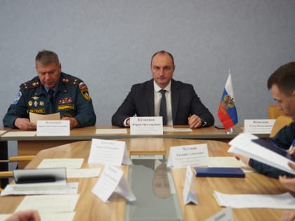 В администрации района состоялось заседание антитеррористической комиссии под председательством главы района Юрия Кузнецова