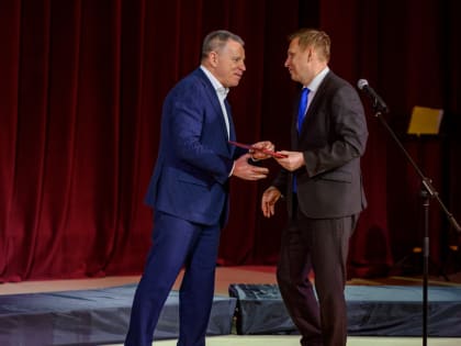 Андрей Комаров стал почетным гражданином Озерского городского округа