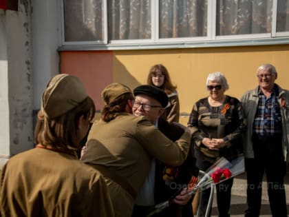 Военнослужащие дивизии поздравили ветеранов-фронтовиков