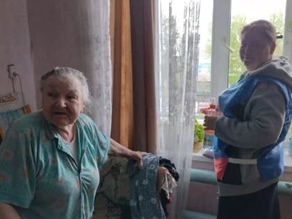 Добрые дела партийцев к великому празднику 