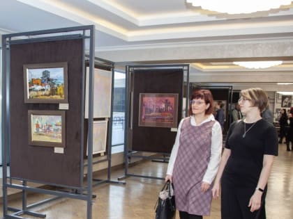 В Магнитогорске открылась художественная выставка «ММК глазами художника»