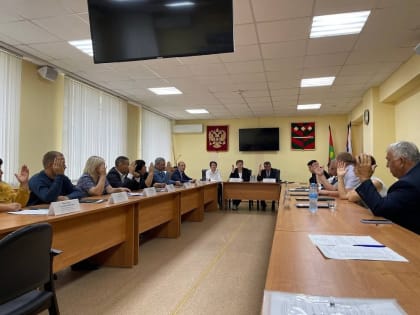 Депутаты Троицкого района переизбрали главу муниципалитета на новый срок
