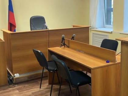 «Она ему слово, он ей – удар ножом»: бакалец обвиняется в причинении лёгкого вреда здоровью