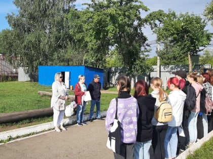 Трудовой лагерь начал работу в миасской спортшколе «Вертикаль»