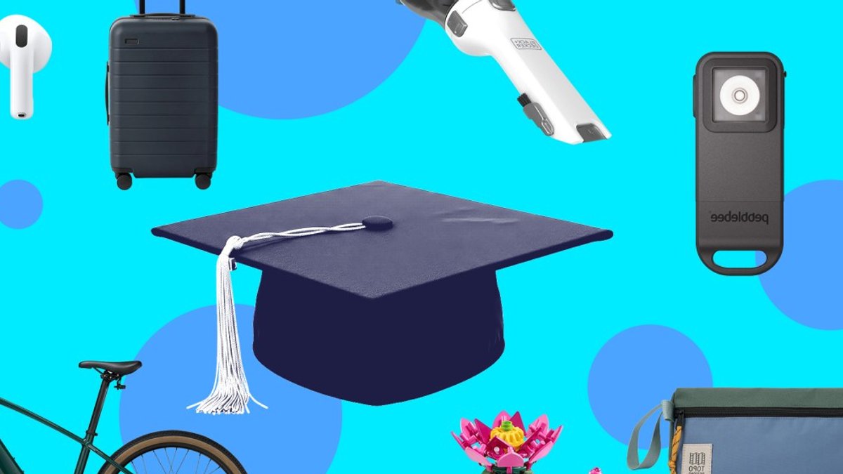High school grads get top tech gifts - tech gifts