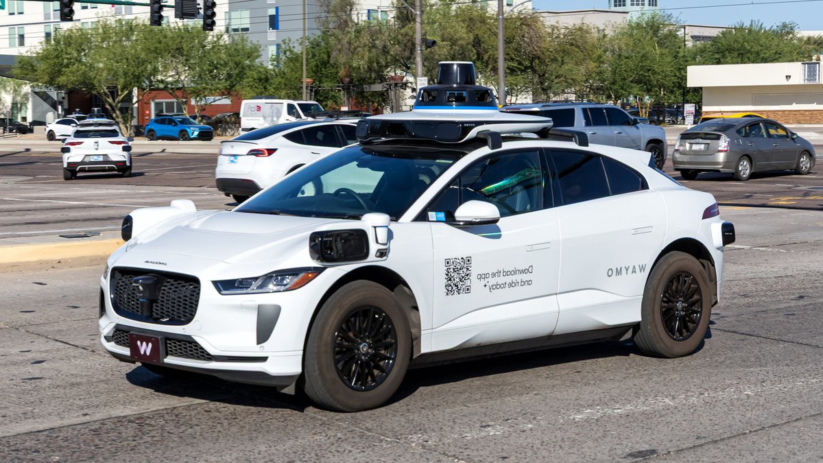 Waymo cars ignore flood warnings in cities Waymo cars ignore flood warnings in cities - waymo cars