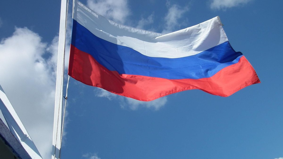 Western Diplomats Flee Kyiv Amid Russia Threats - russia threats