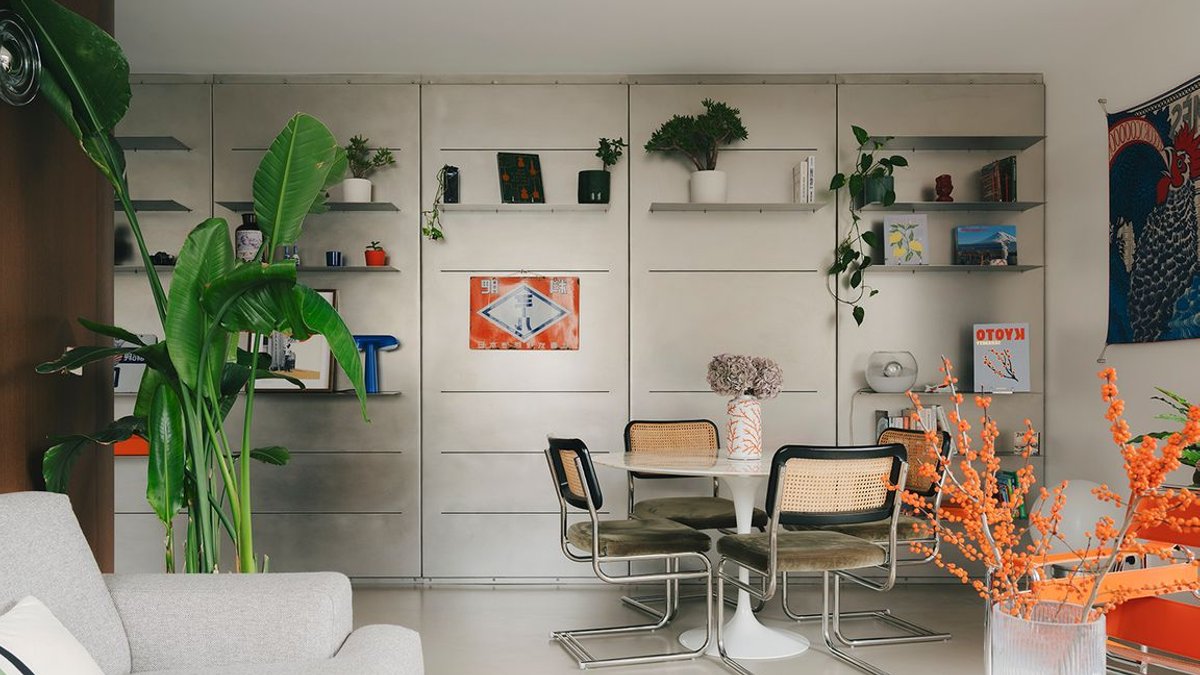 Paris Apartment Showcases Stainless Steel Wall Organization Paris Apartment Showcases Stainless Steel Wall Organization - stainless steel wall