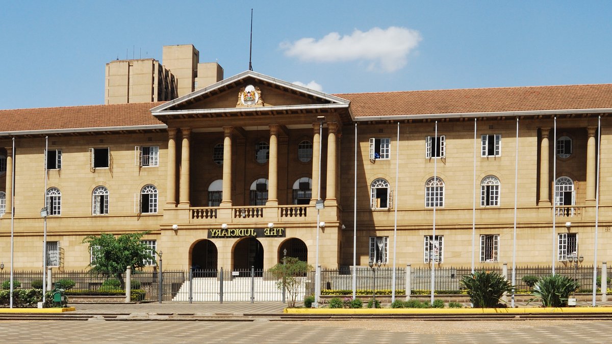 Kenya court halts Ebola quarantine plan