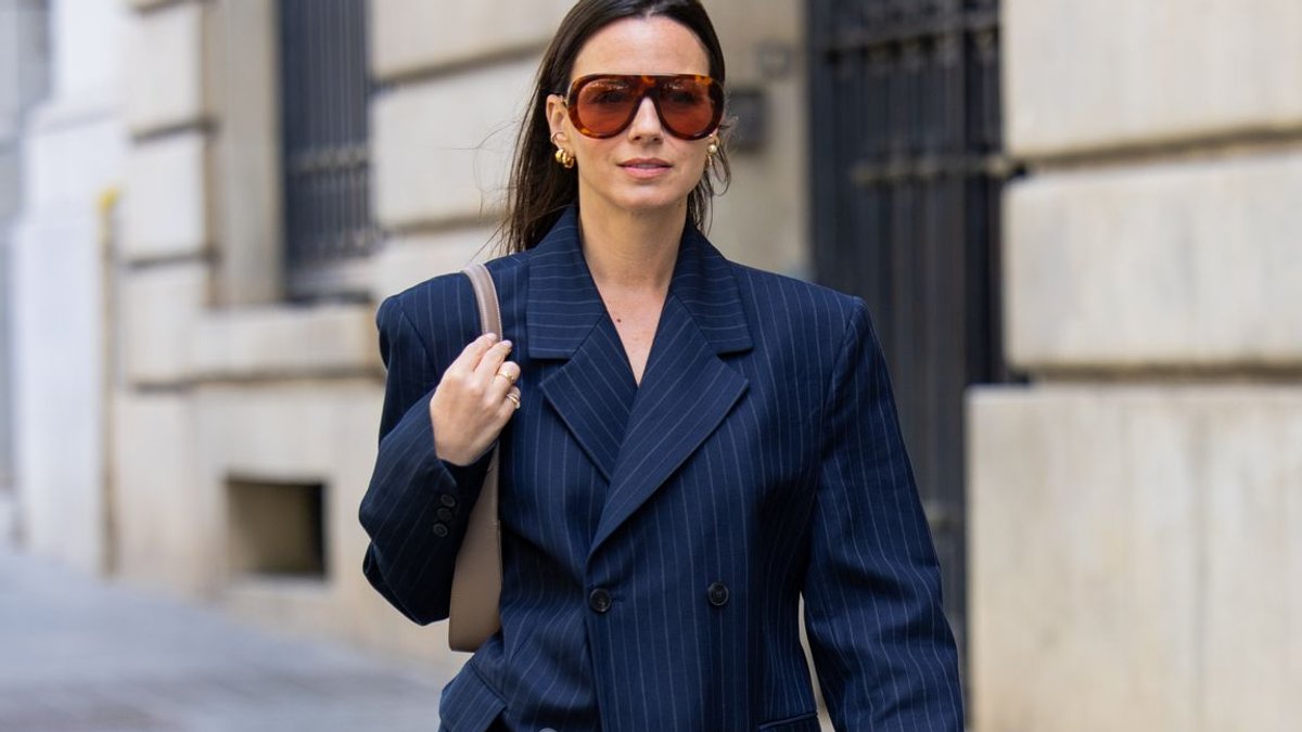 Hot Weather Blazer Style Guide for Summer