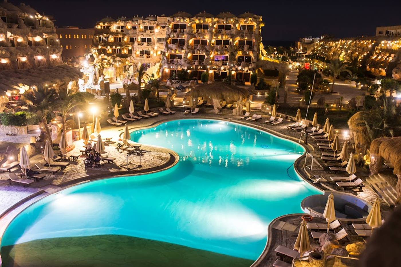 Discover Egypt’s Breathtaking Cave Hotel Experience