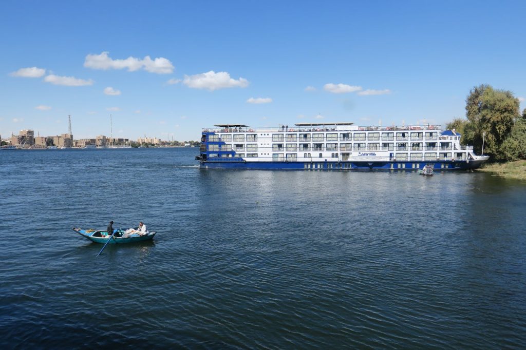 Discover Egypt’s Treasures with a Nile River Cruises 2025