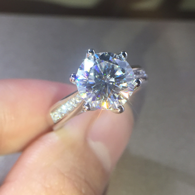 The Art of Engagement Ring Design: French Royal Inspiration