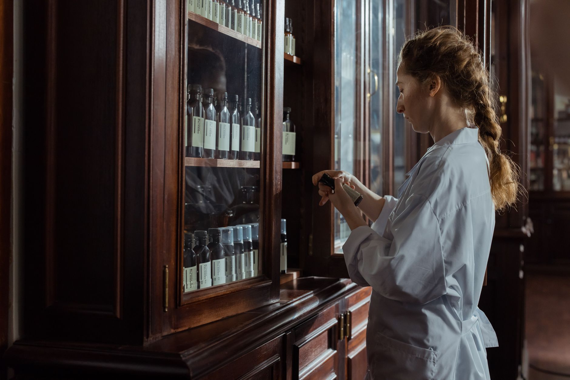 How Pharmacy Practice Has Evolved: A Journey Through Time