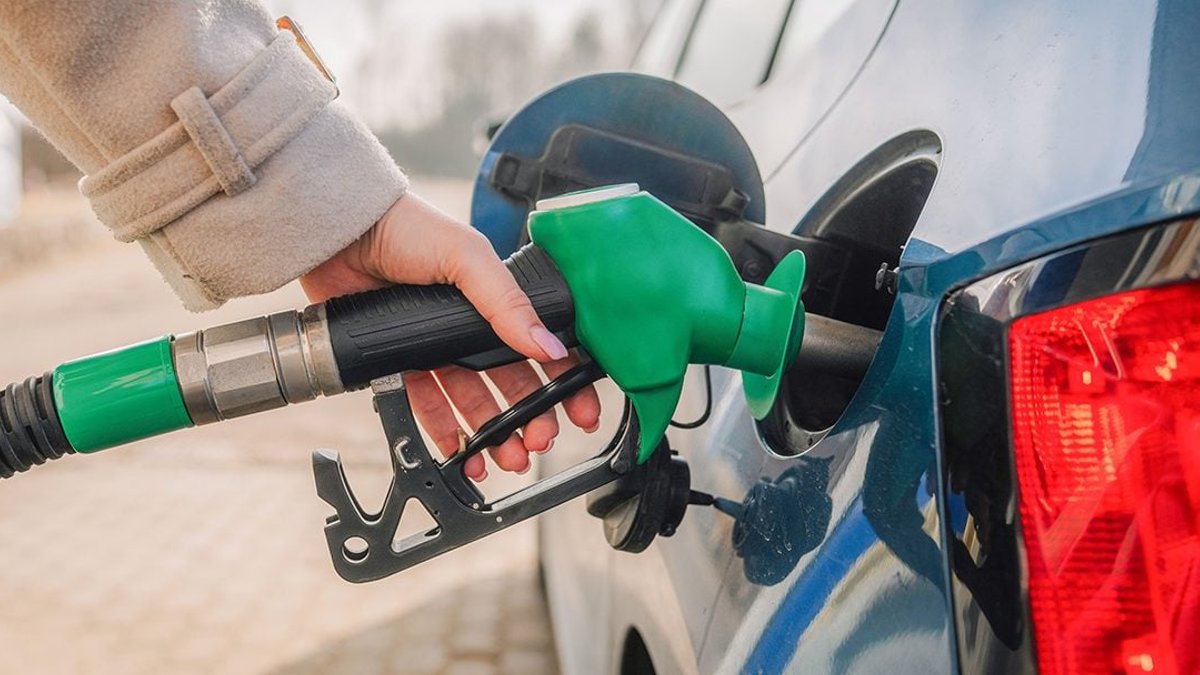 Two states ban hands free gas clips - gas clips